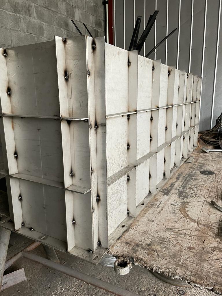 Fabricación y Cambio de Chute de Planta Termica Masisa