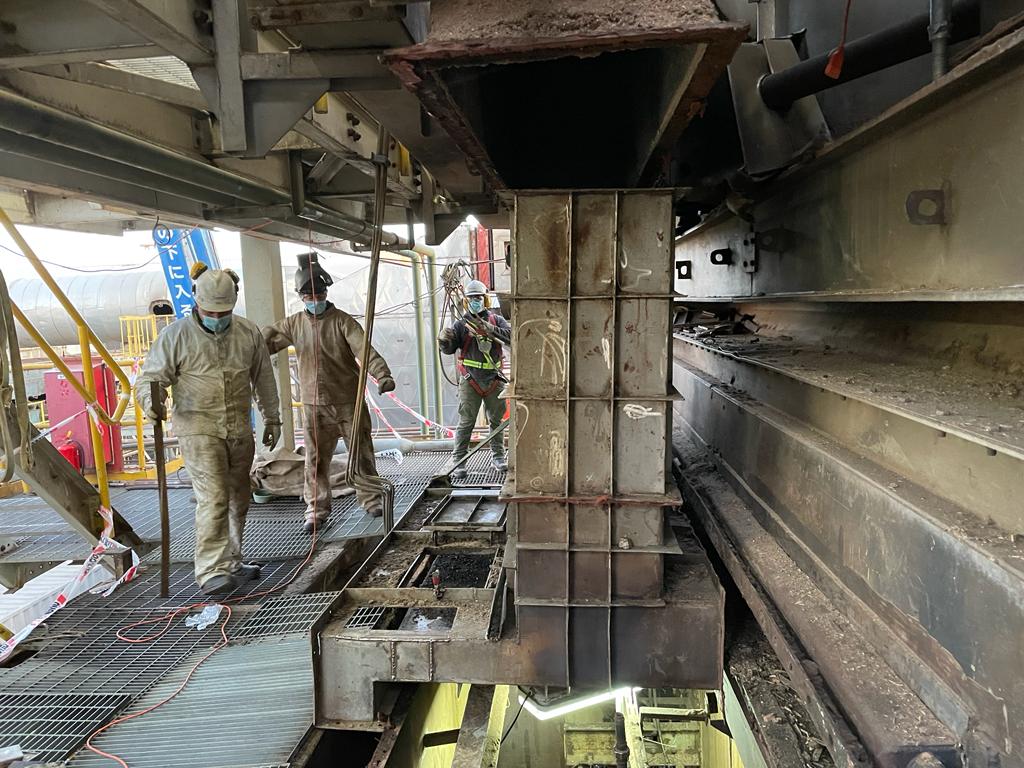 Fabricación y Cambio de Chute de Planta Termica Masisa