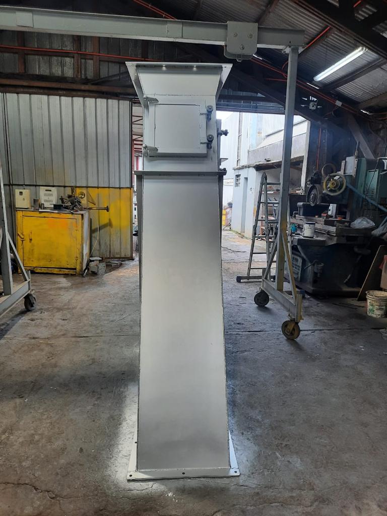 Fabricación y Cambio de Chute de Planta Termica Masisa