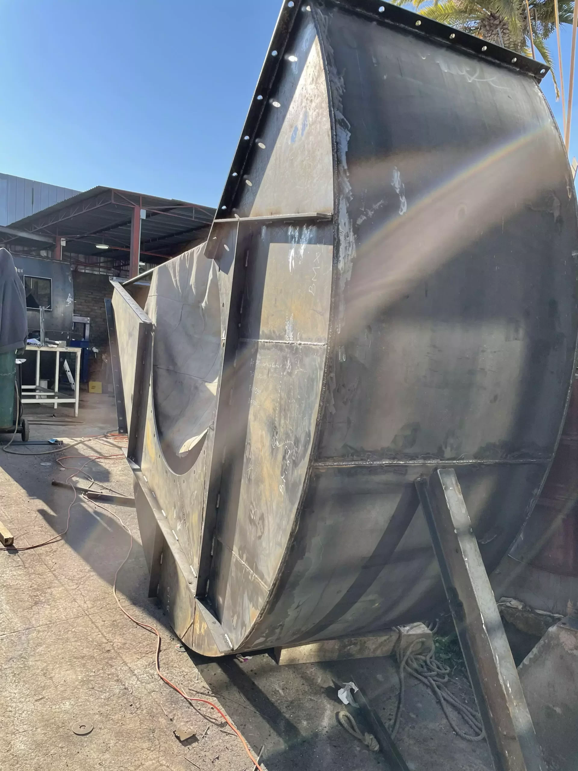 Fabricación y Cambio de Ventiladores Z41 y Z26 de proceso Planta Mapal Masisa