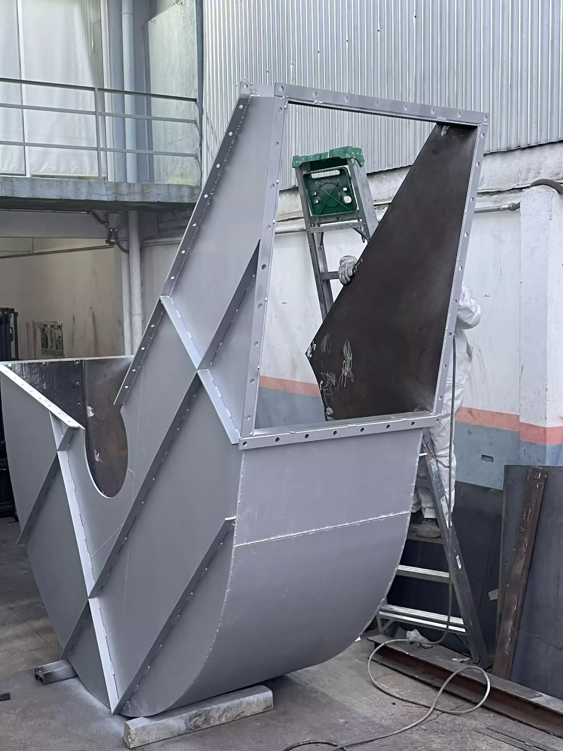 Fabricación y Cambio de Ventiladores Z41 y Z26 de proceso Planta Mapal Masisa