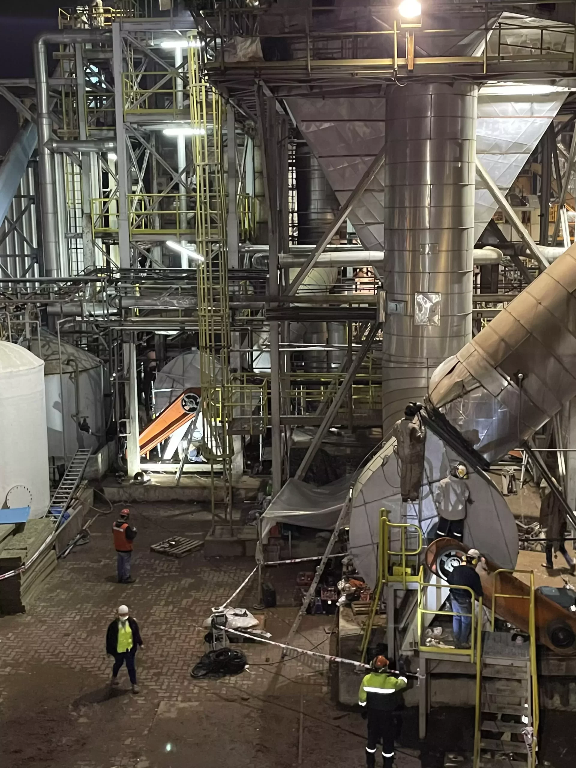 Fabricación y Cambio de Ventiladores Z41 y Z26 de proceso Planta Mapal Masisa