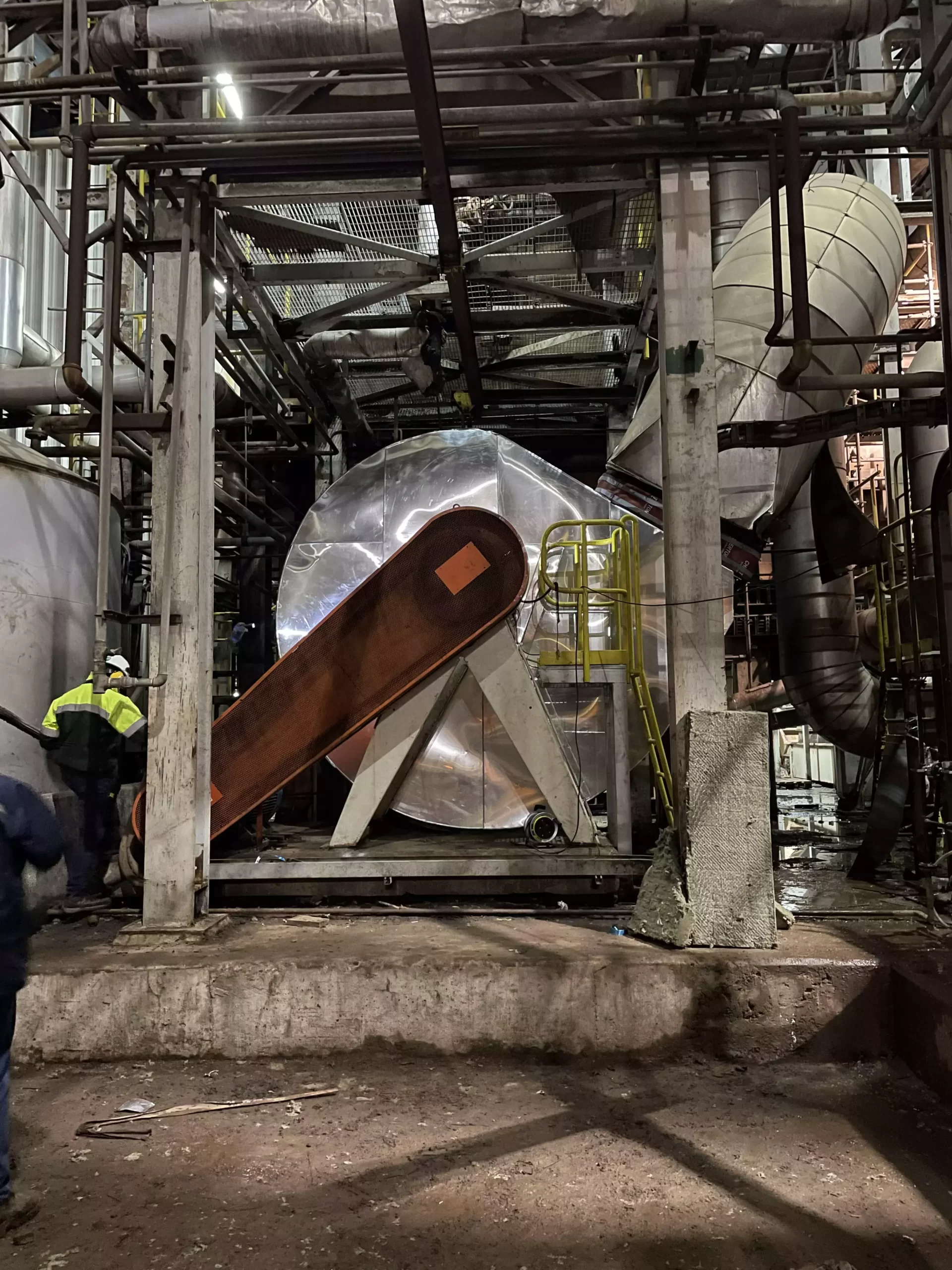 Fabricación y Cambio de Ventiladores Z41 y Z26 de proceso Planta Mapal Masisa