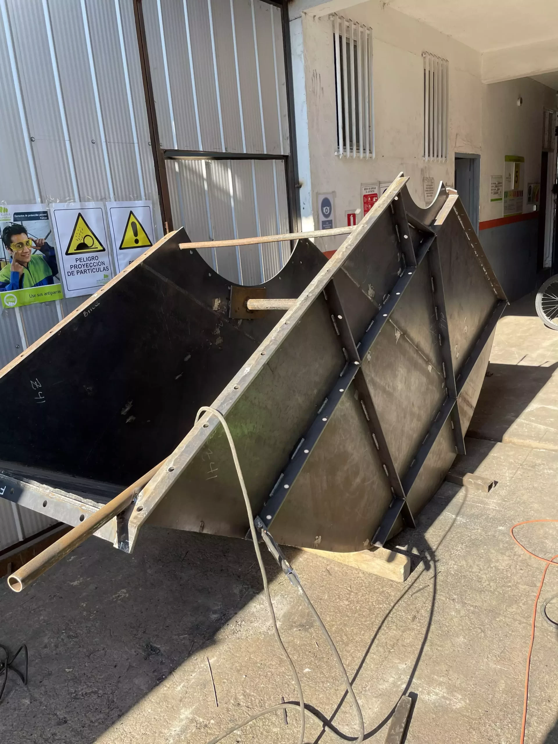 Fabricación y Cambio de Ventiladores Z41 y Z26 de proceso Planta Mapal Masisa