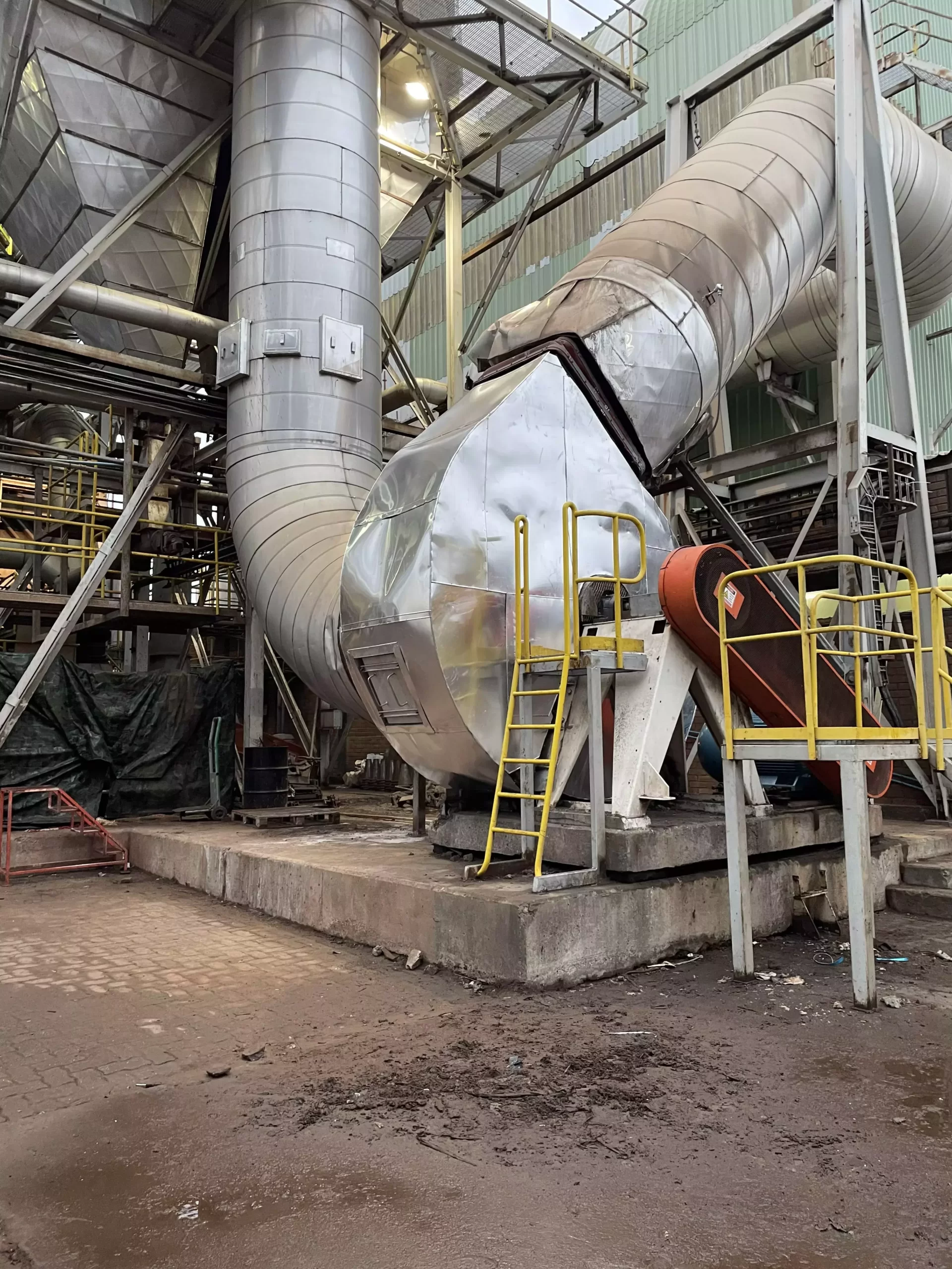 Fabricación y Cambio de Ventiladores Z41 y Z26 de proceso Planta Mapal Masisa